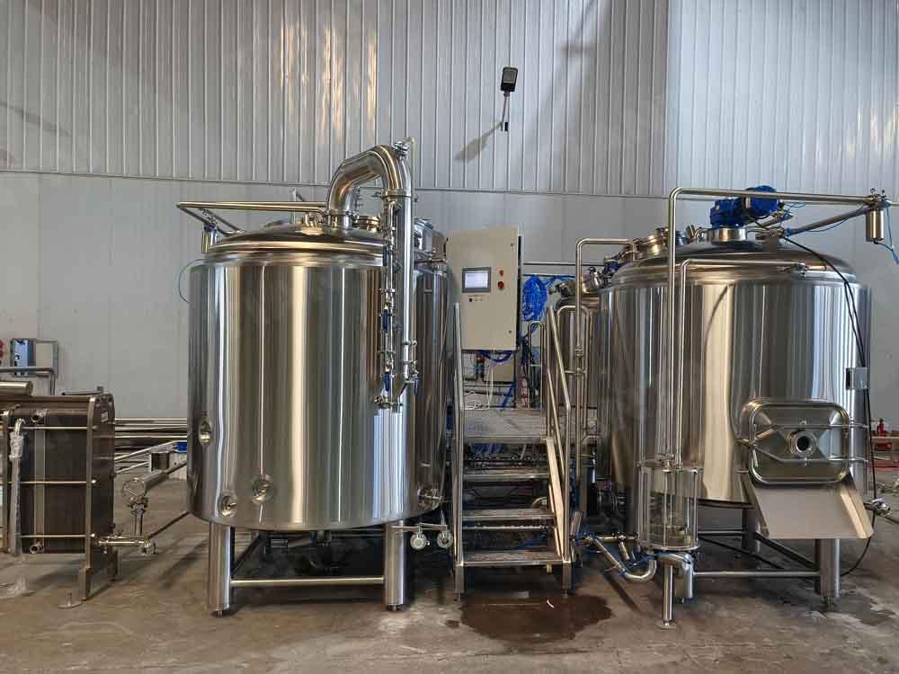 <b>15HL Steam 3 vessel Brewery Equipment in Switzerland</b>